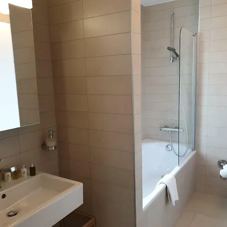 Boutique - 3 Bedroom - 24/7 Concierge Sa * Montreux